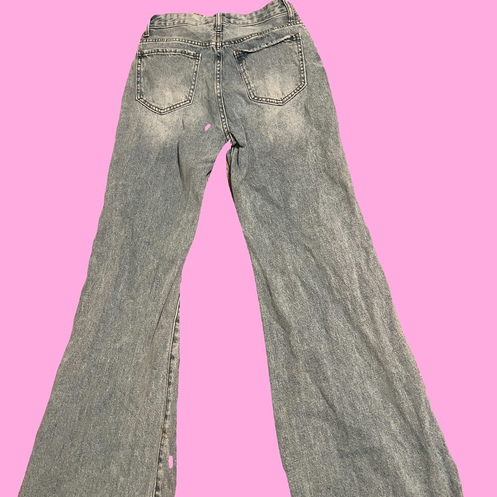 Light Wash Ripped Jeans - Picture 3 of 3